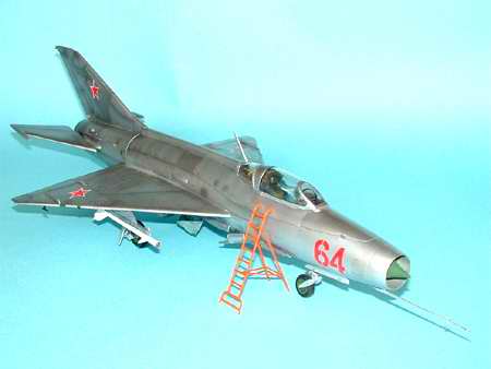 MiG-21 F-13 02210-1/32 Series-TRUMPETER（china）