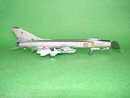 Sukhoi Su-15 Flagon-A 02810-1/48 Series-TRUMPETER（china）