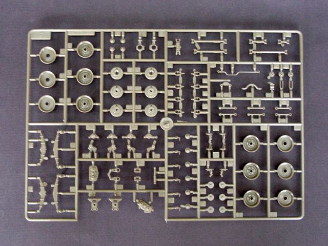 Trumpeter 01001 1/35 ZIL-157 6X6 military truck model kit◆ 