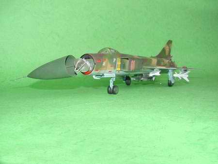 Ship A Car >> Sukhoi Su-15 TM Flagon-F 02811-1/48 Series-TRUMPETER(china) Ship A Car >> Sukhoi Su-15 TM Flagon-F 02811-1/48 Series-TRUMPETER(china)