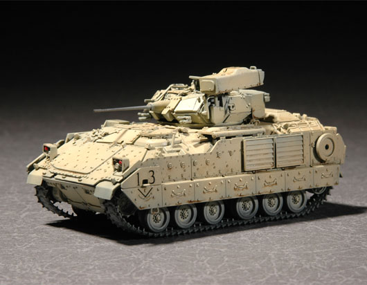 M2A2 ODS/ODS-E Bradley Fighting Vehicle     07297