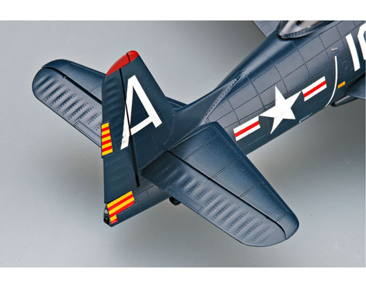 美国F8F-2熊猫式舰上战斗机02248-1/32 系列-小号手TRUMPETER