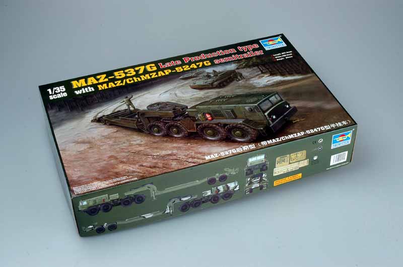 MAZ-537G Late Production Tank Transporter w/ChMZAP-9990 Semi