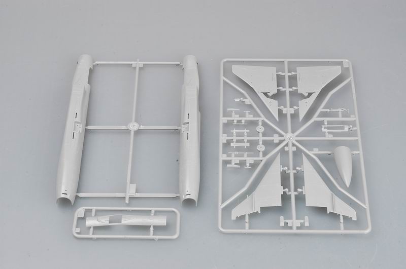 tr103 1:220 Tractor Builder Figure Track Scale Z 