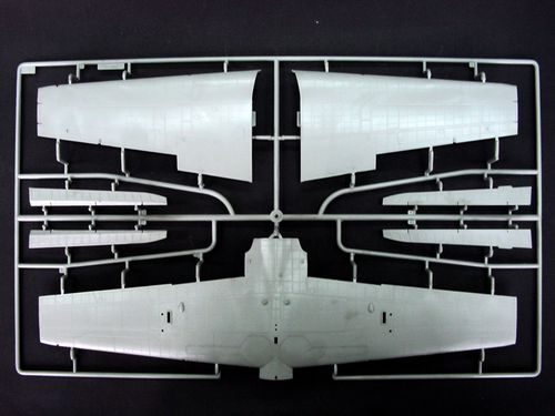 中岛二式水上战斗机02410-1/24系列-小号手TRUMPETER