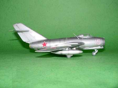 Mikoyan-Gurevich MiG-15 bis Fagot-B 02806-1/48 Series Mikoyan-Gurevich MiG-15 bis Fagot-B 02806-1/48 Series