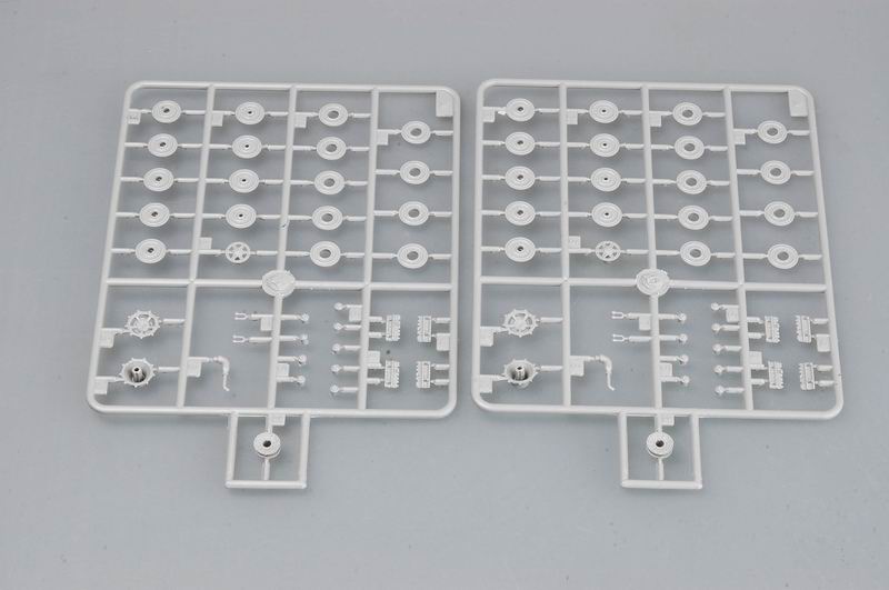 German Sd.Kfz. 182 King Tiger (Henschel turret) 07201-1/72 Series