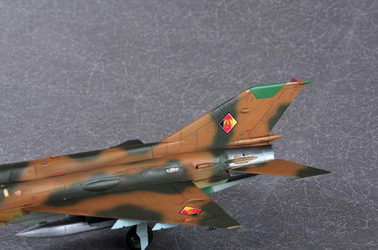 Details about   MIG-21MF 1/48 aircraft Trumpeter model plane kit 02863 