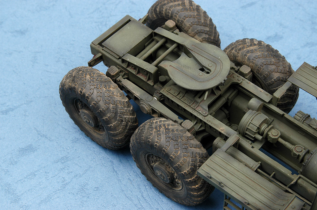 MAZ-537最后期生产型01006-1/35 系列-小号手TRUMPETER