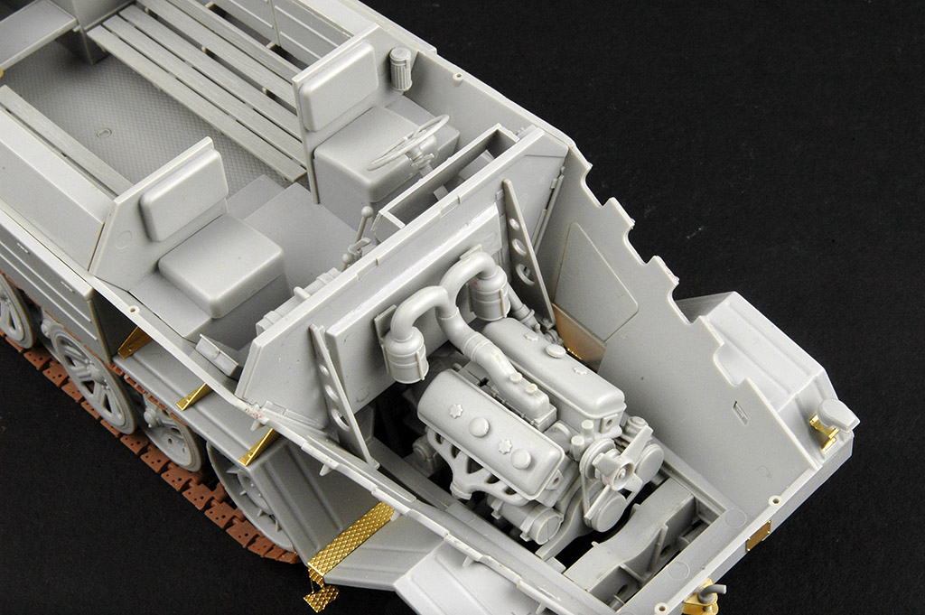 Sd.Kfz.8 Gepanzerte 12t 01584-1/35 Series-TRUMPETER（china）