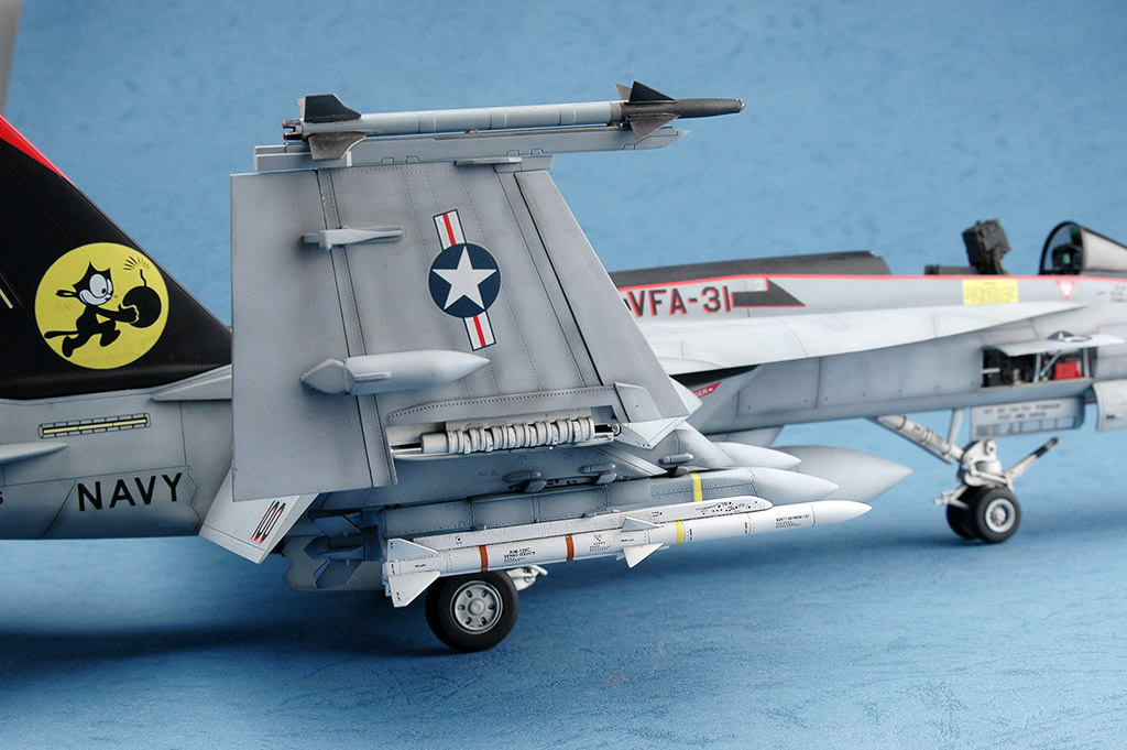 F/A-18E SUPER HORNET 1:32 スケール Trumpeter 1/32 scale F/A-18-E Super Hornet | Finescale