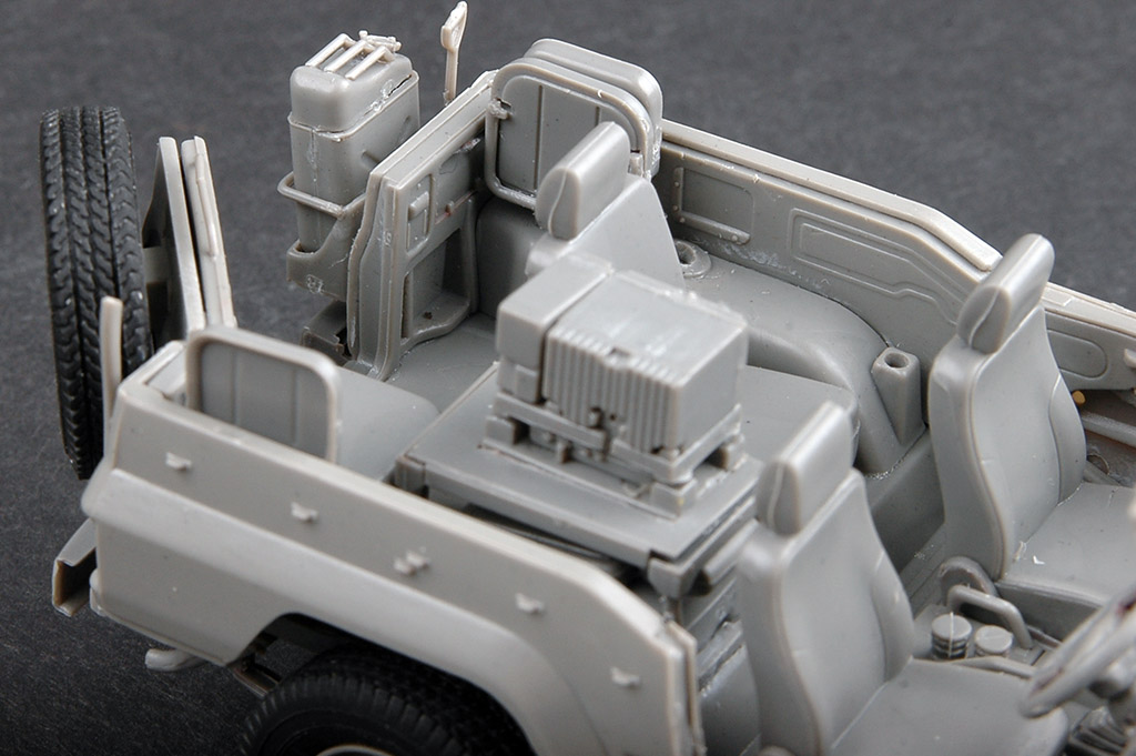 JSDF type 73 Light Truck[shin] 05520-1/35 Series-TRUMPETER