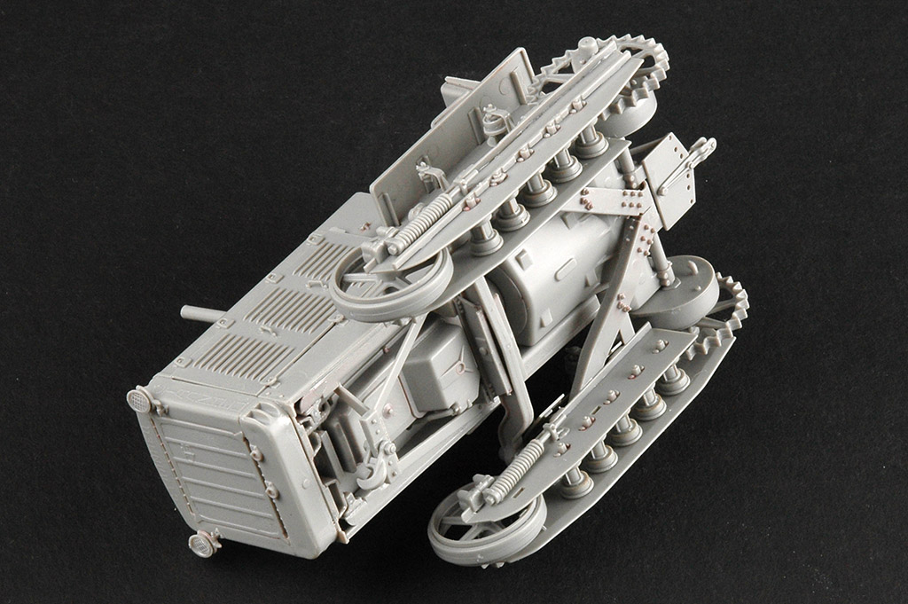 Russian ChTZ S-65 Tractor 05538-1/35 Series-TRUMPETER（china）