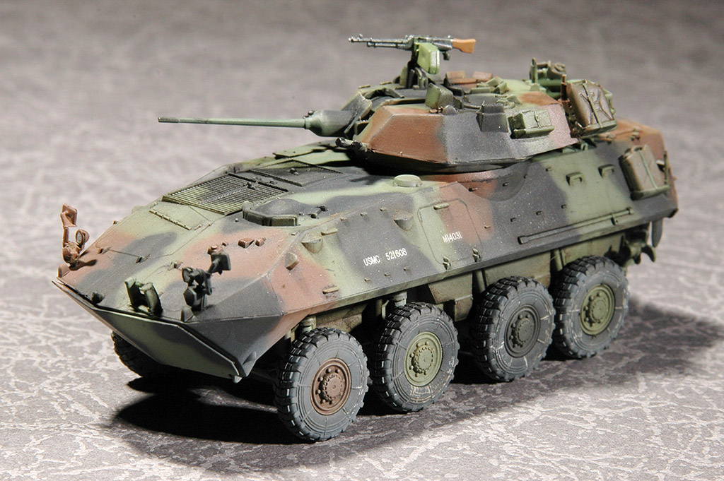 Plastic Model 9580208072685 Trumpeter USMC LAV-25 8x8 Light Armored Vehicle