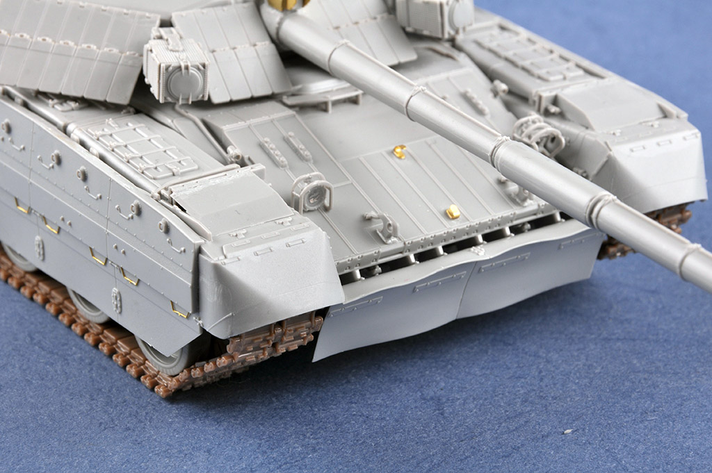Yahoo!オークション - 1/35 完成品 トランぺッター T-84 oplot