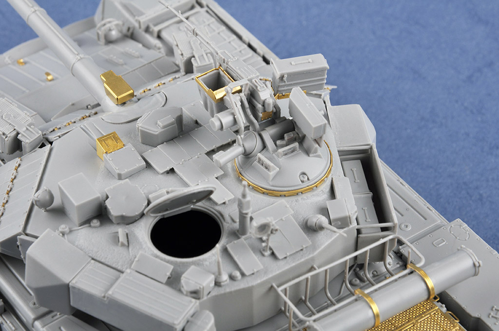 Ukrainian T-84 MBT 09511-1/35 Series-TRUMPETER（china）