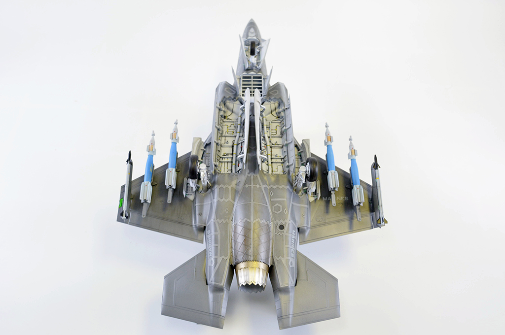 F-35B Lightning 03232-1/32 Series-TRUMPETER(china) F-35B Lightning 03232-1/32 Series-TRUMPETER(china)