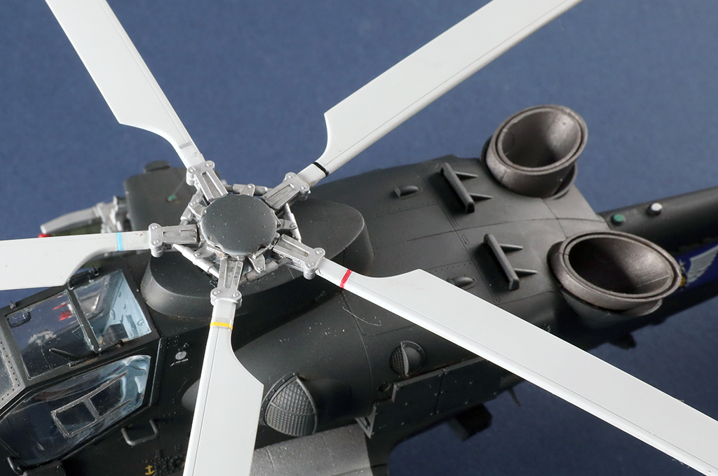 Chinese Z-10G Attack Helicopter 05849-1/48 Series-TRUMPETER（china）